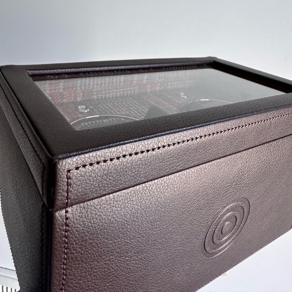 WOLF 
x WM Brown Double Watch Winder - Picture 10 of 16